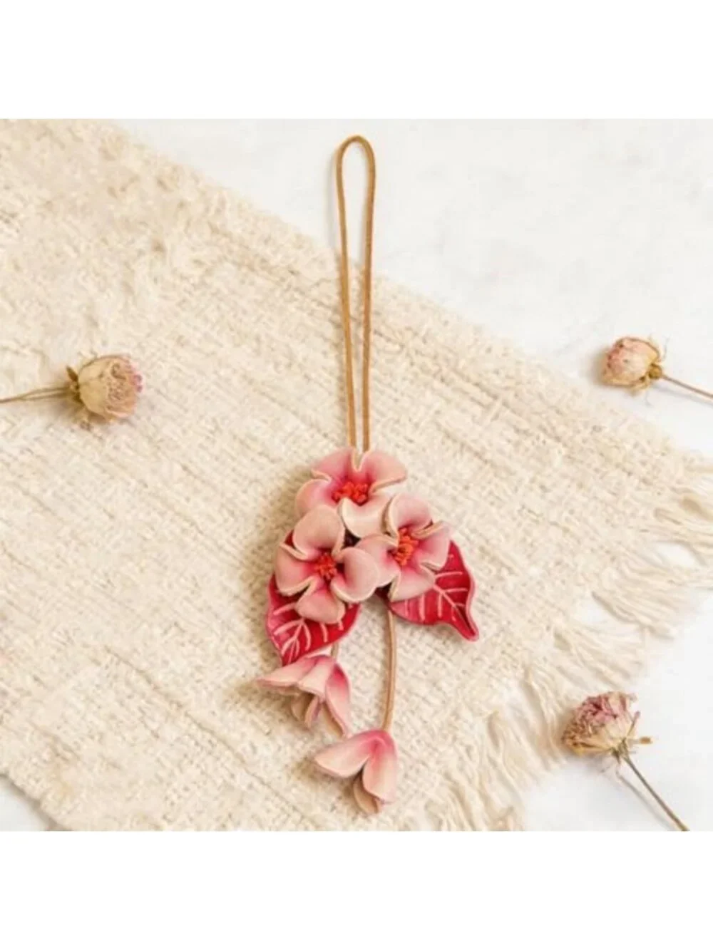 Boho Genuine Leather Flower Keychain | Cute Bag Charm for Handbag & Purse